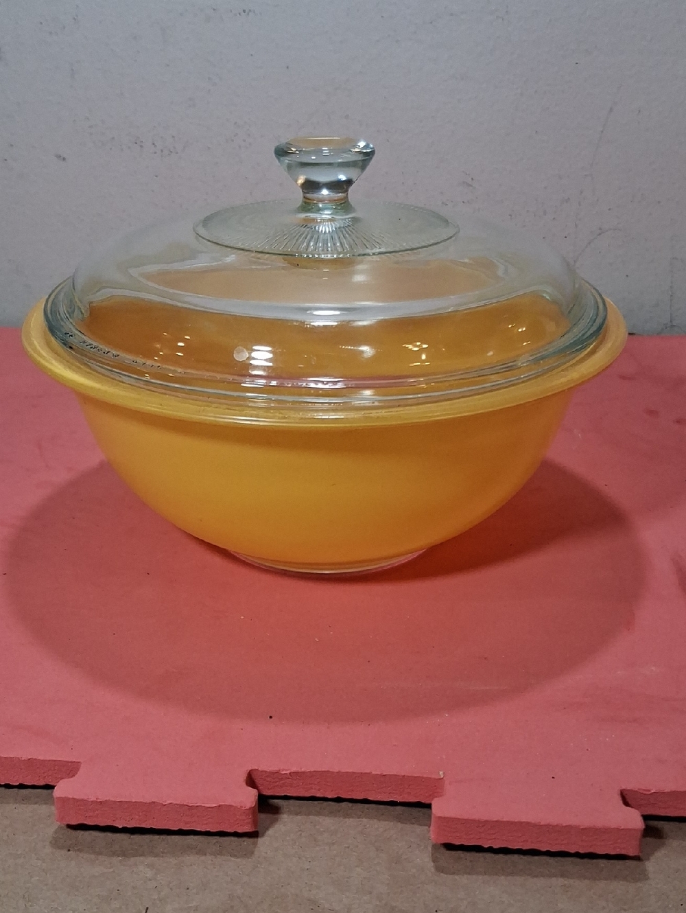 Lid (only) fits vintage Pyrex #323 clear glass mixing bowl Yellow pattern 8 3/4"